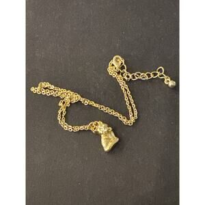 VTG Gold Tone Cat Necklace Rhinestone Kitten Pendant Holding Crystal Unmarked